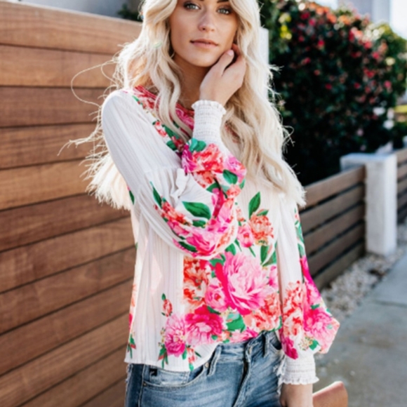 1 left! Floral Billow Smocked Mock Turtleneck Top - Picture 3 of 9